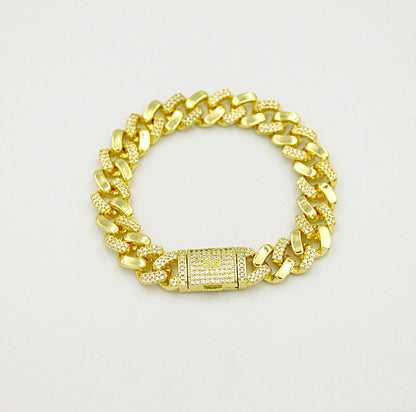 Zircon lock bracelet