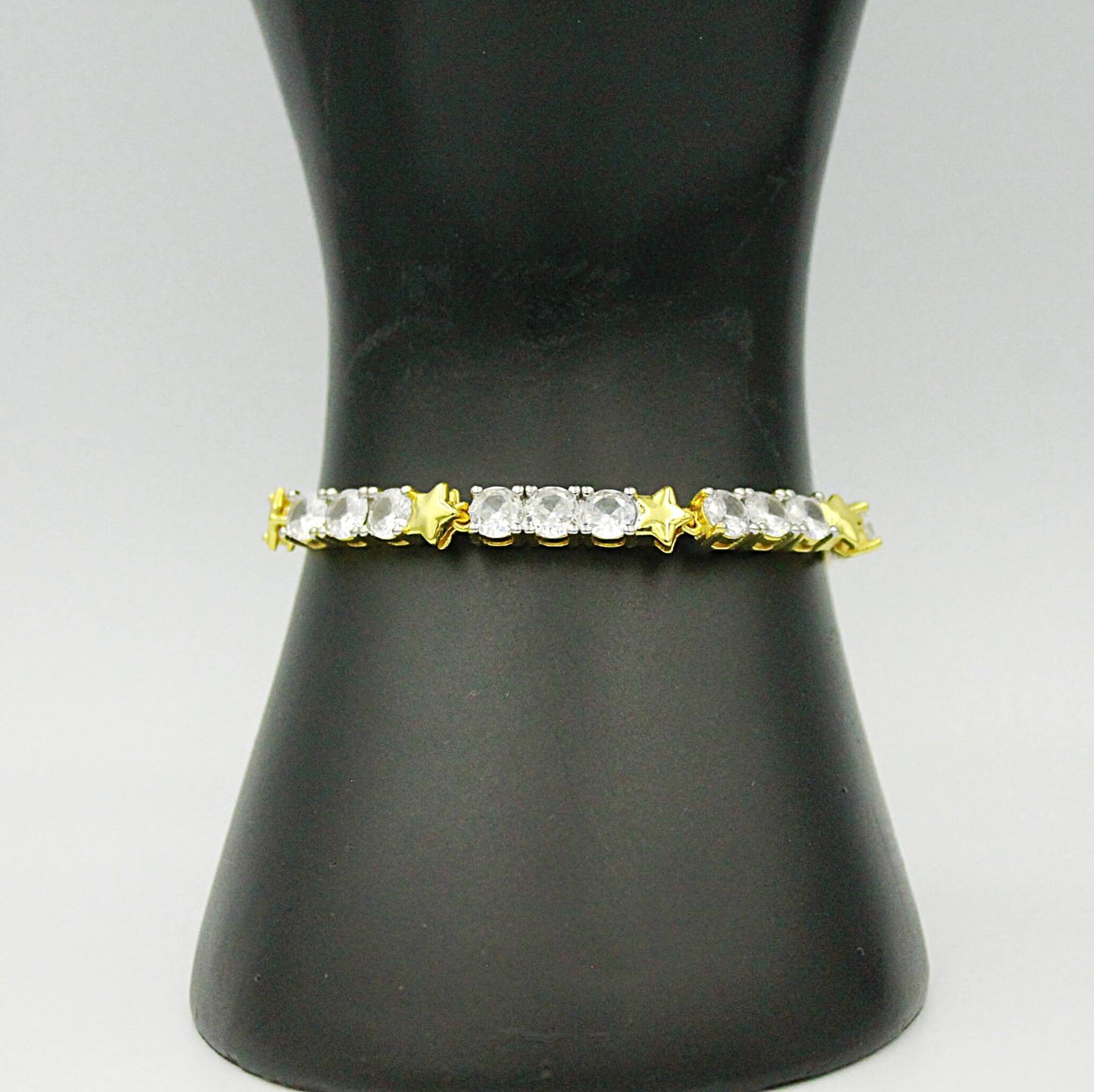 Zirkonarmband med stjärna