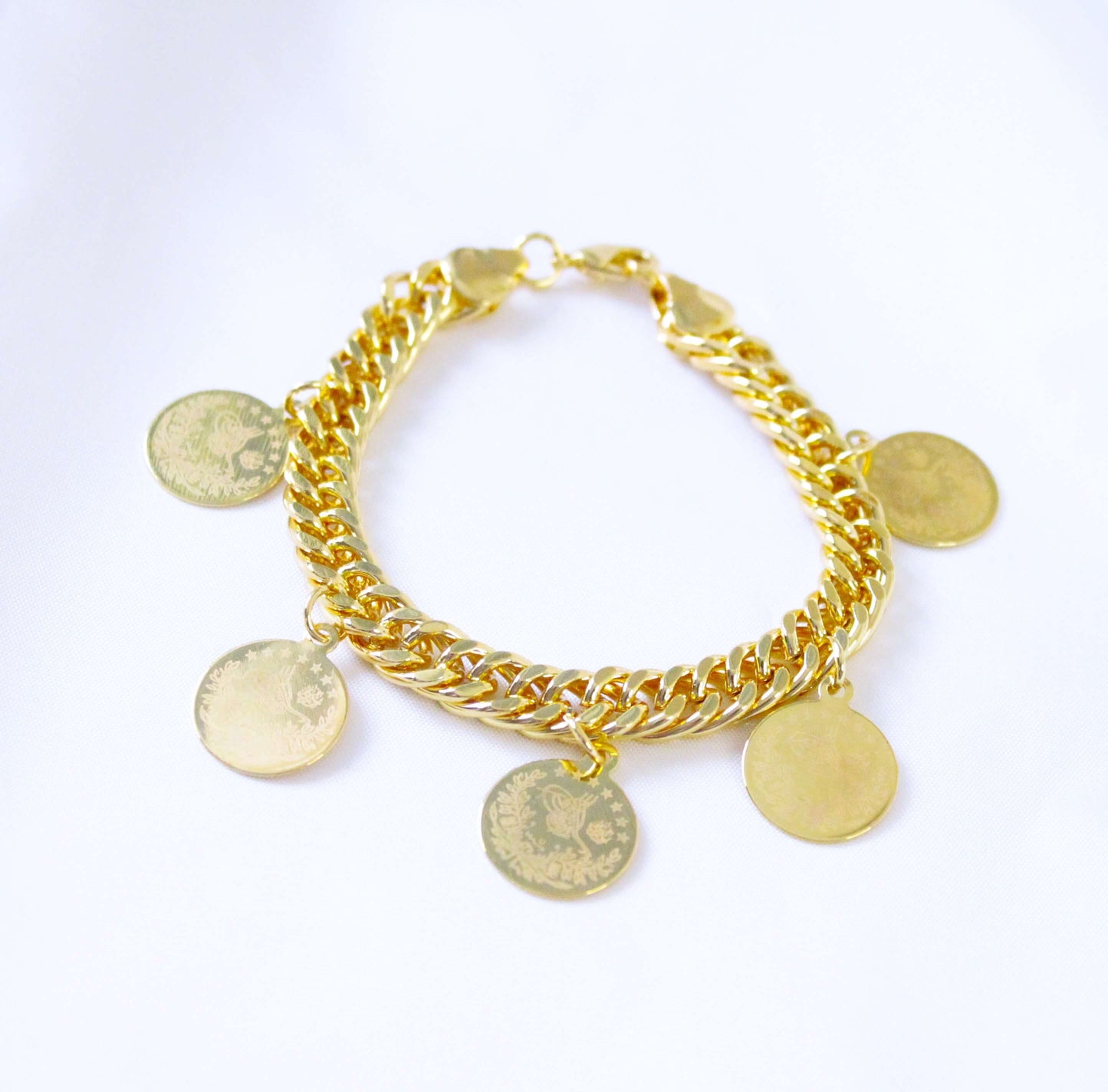 18k gold plated ounces bracelet✨