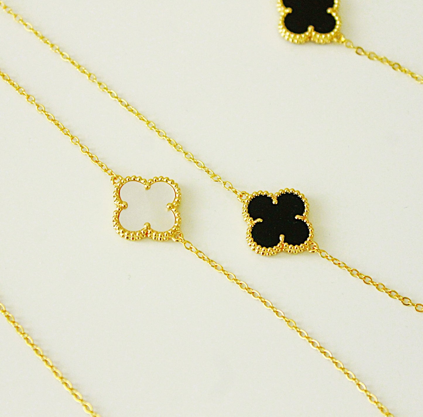 Long necklace with clover rose🍀