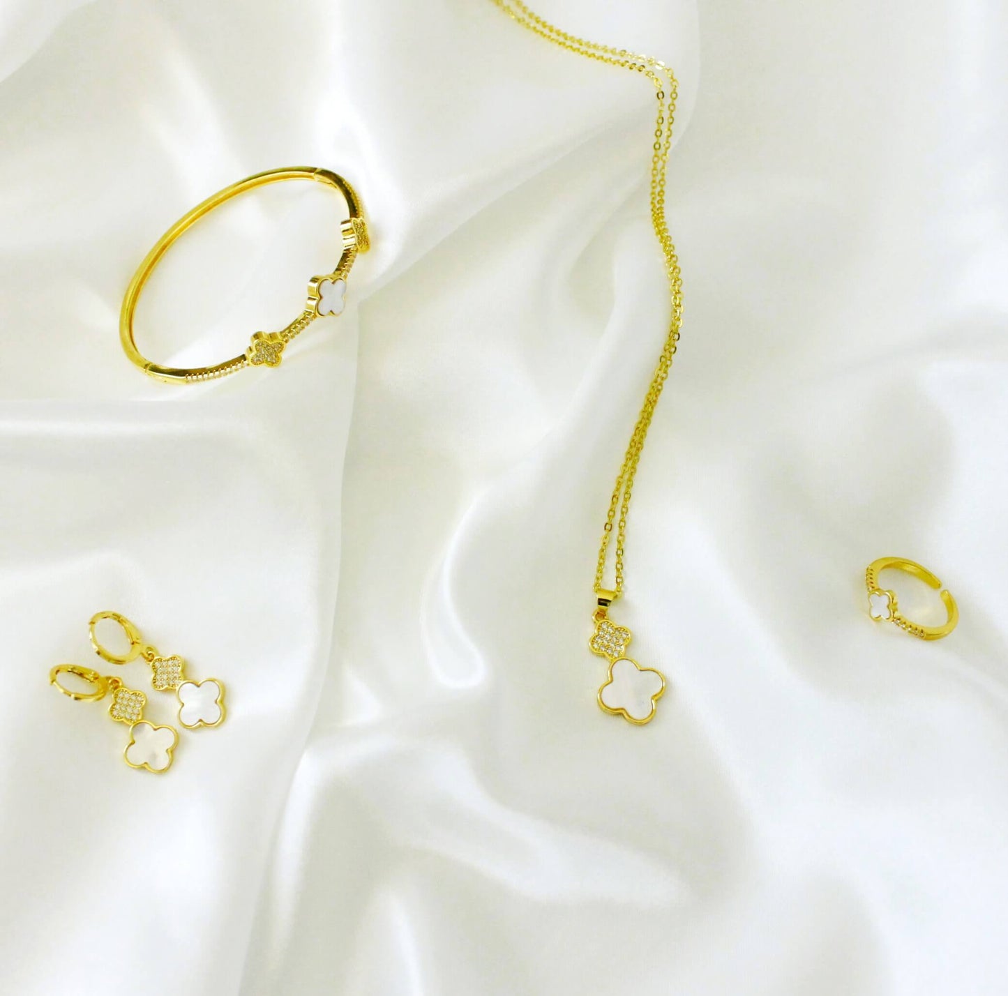 Four-piece jewelry set