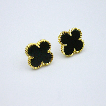 Clover earrings🍀